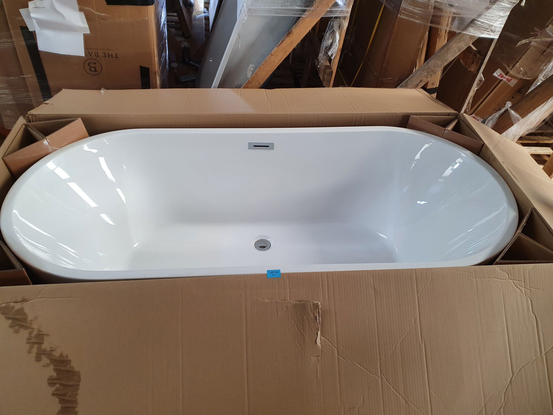 RRP £725. Mode Heath freestanding bath 1700 x 806. Appears New unused. No damage Seen - Image 3 of 6