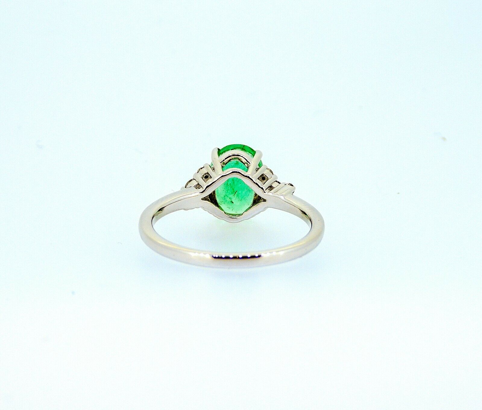 Certified 1.58 ct Natural High Quality Emerald and Diamonds 18K White Gold Ring - Image 6 of 6