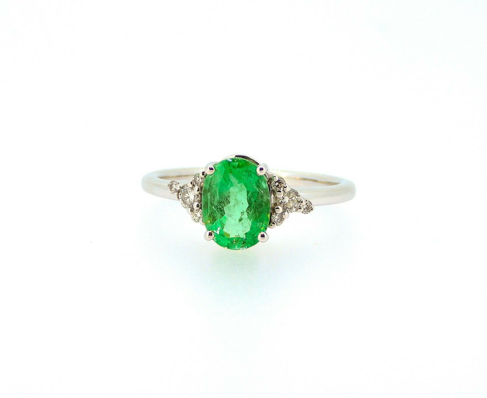 Certified 1.58 ct Natural High Quality Emerald and Diamonds 18K White Gold Ring - Image 3 of 6