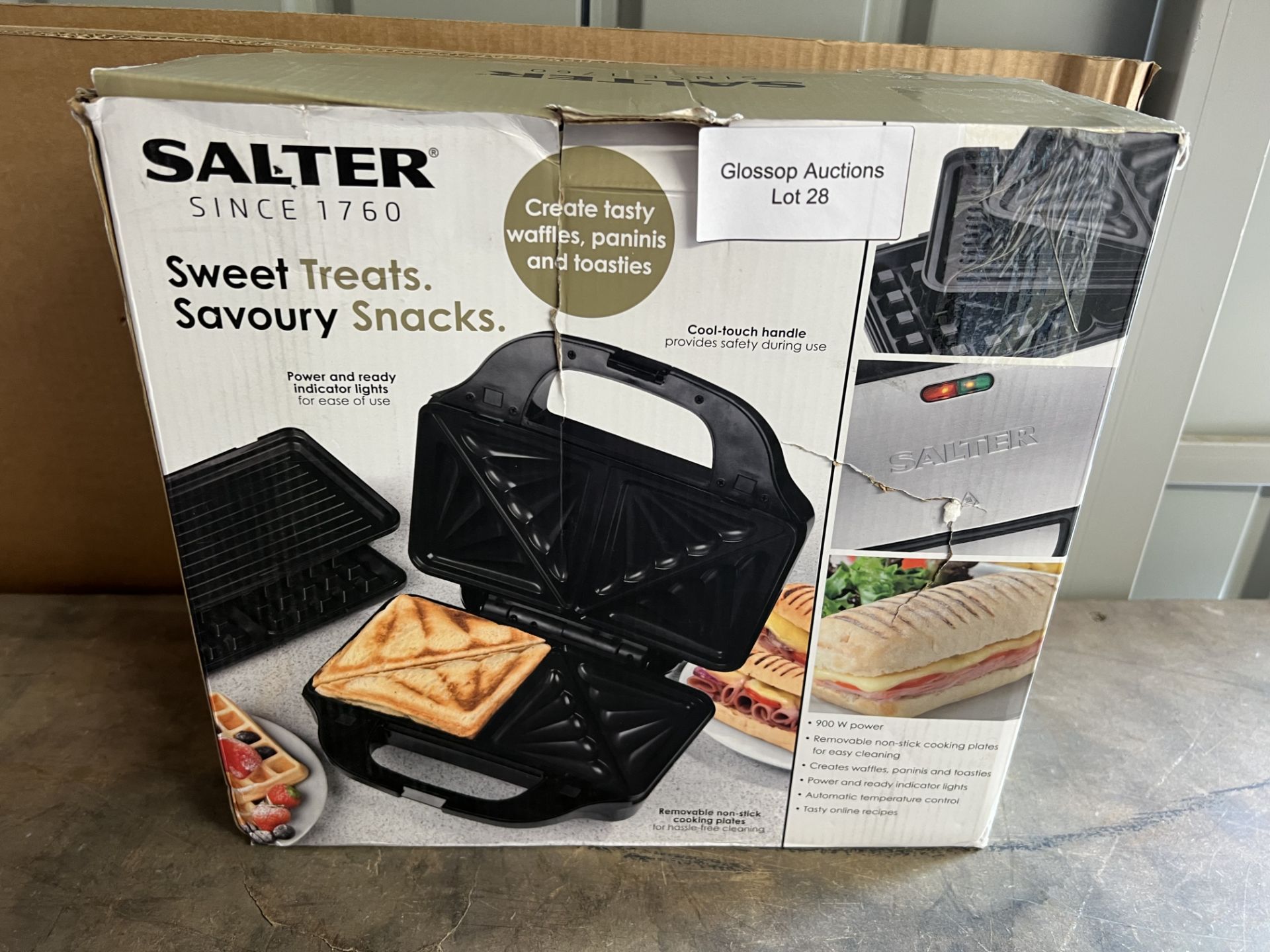 Salter Deep Fill Waffle Maker. RRP £29.99 Grade U