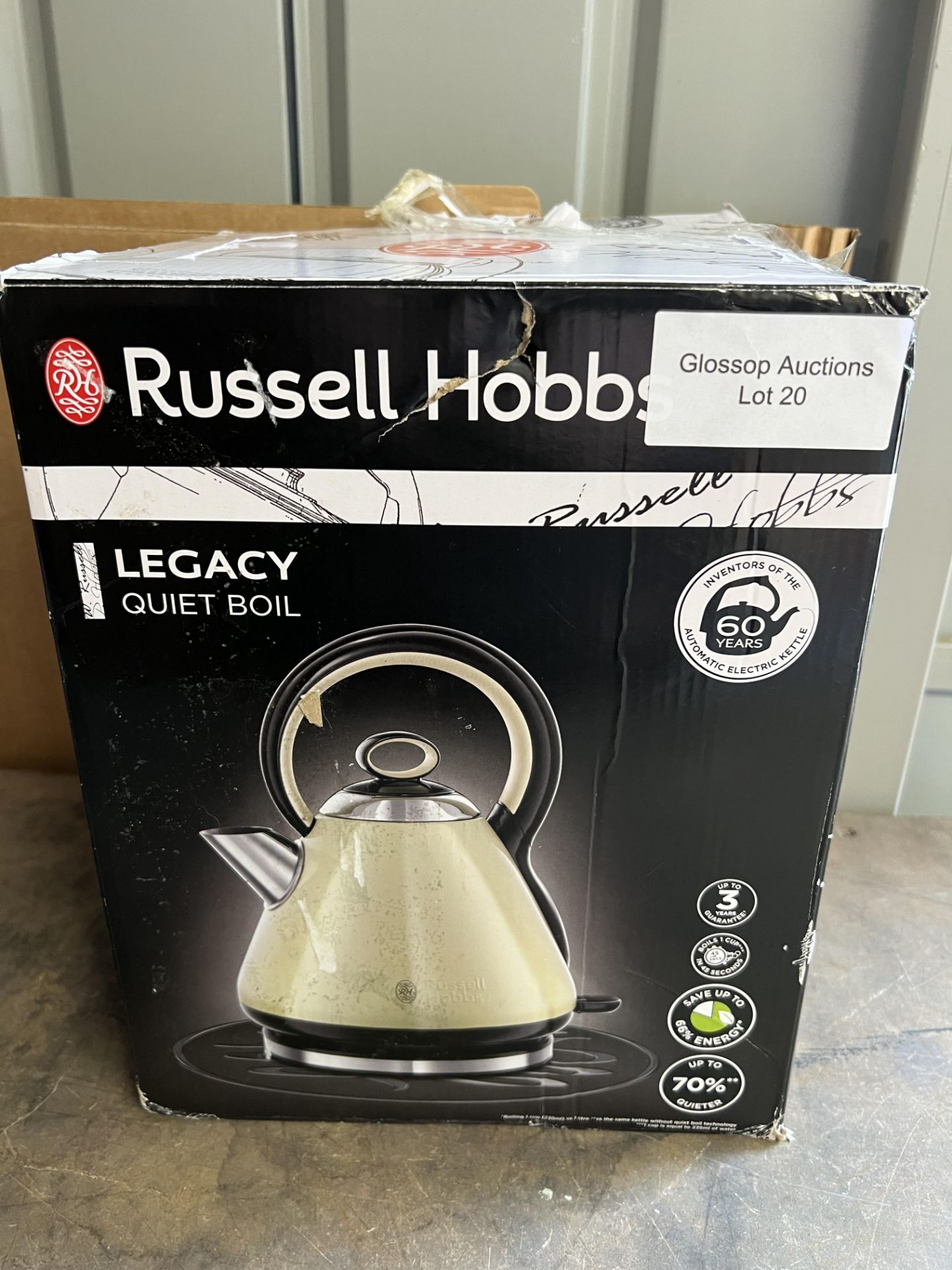 Russell Hobbs 21888 Legacy Quiet Boil Electric Kettle, 3000 W, 1.7 Litre, Cream. RRP £69.99 Grade U