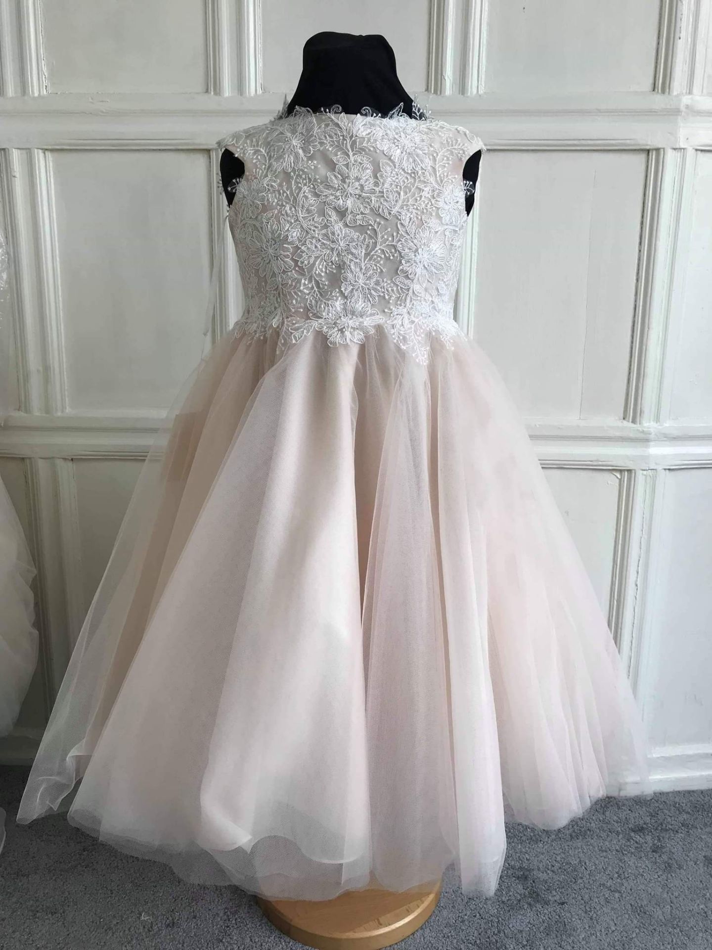 Communion/Flowergirl Dress Champagne RRP £160 - Image 3 of 15