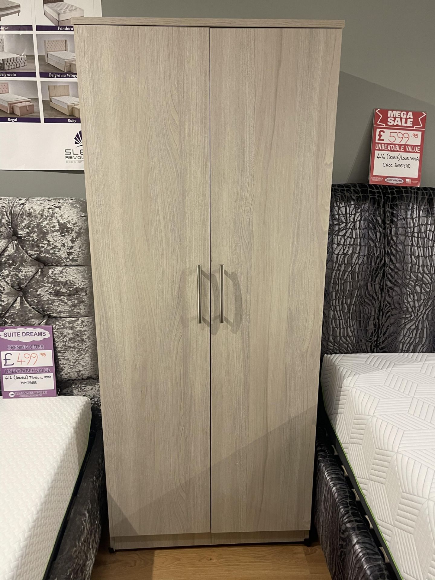 Brand New Fully Assembled 2 Door Double Wardrobe In Silver
