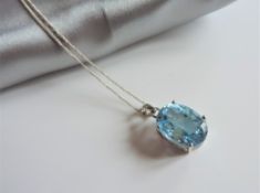 Sterling Silver 10ct Blue Topaz Solitaire Pendant Necklace New with Gift Box
