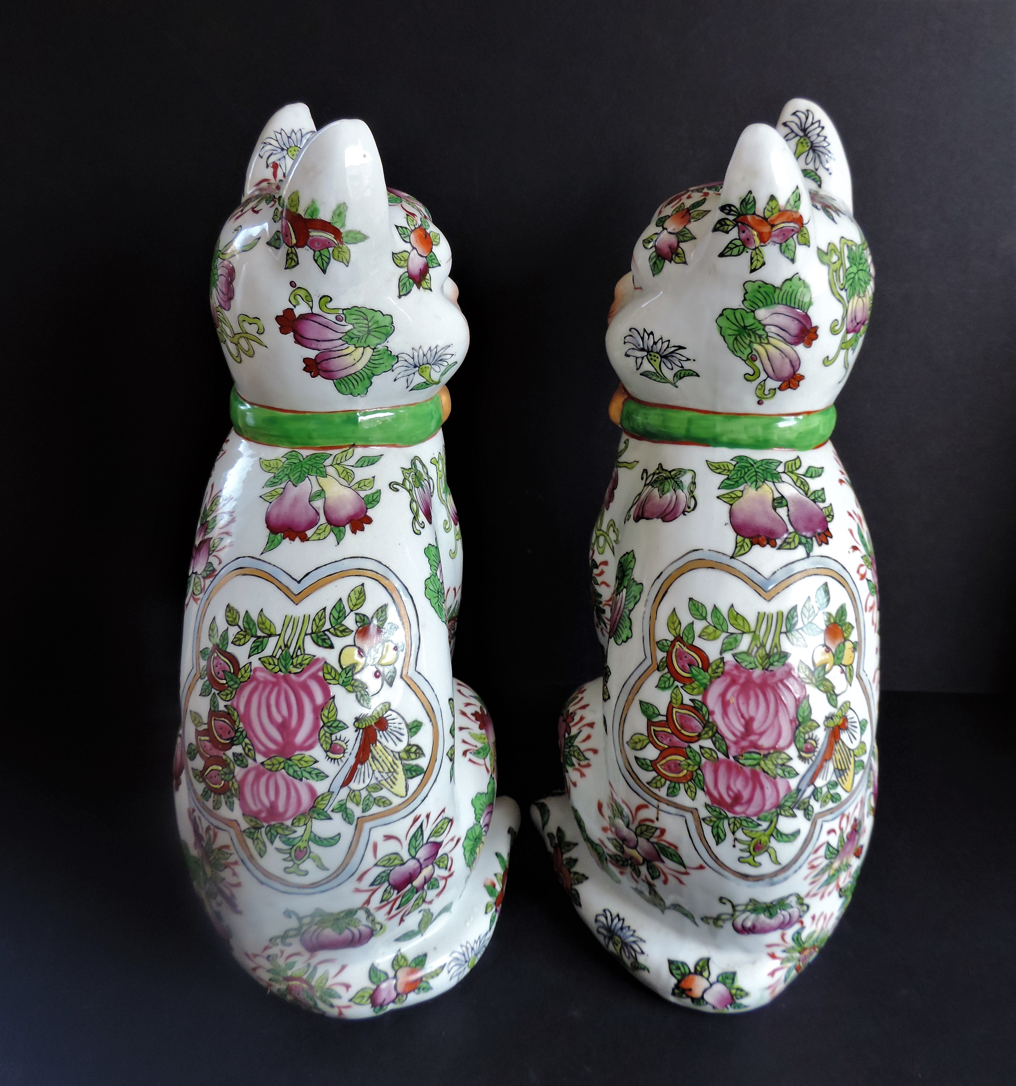 Large Pair Vintage Oriental Porcelain Cat Statues 33cm High - Image 3 of 7