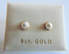 9ct Yellow Gold 5mm Pearl Stud Earrings New with Gift Box