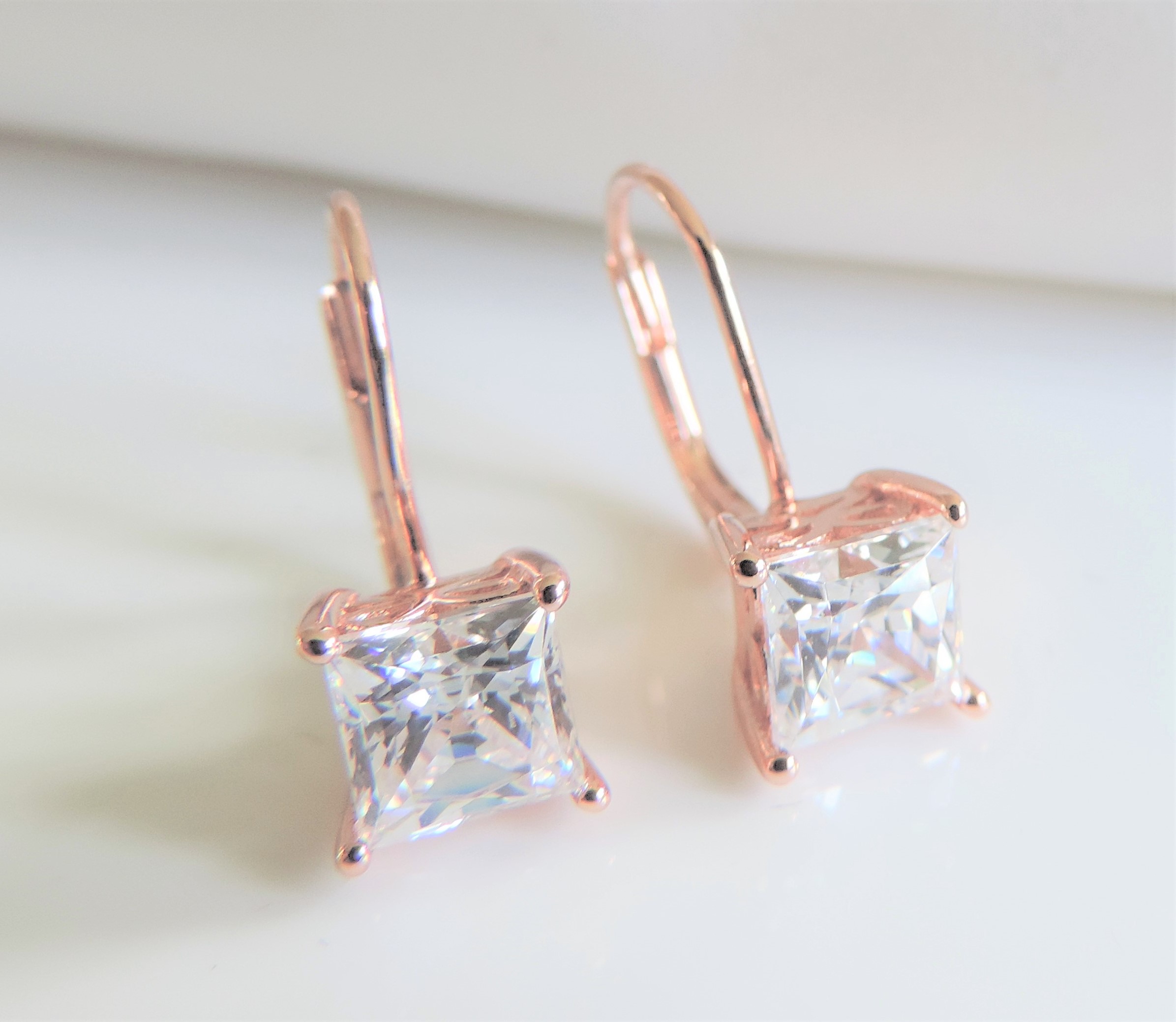 Rose Gold Silver 2.6ct Moissanite Earrings New with Gift Box - Image 2 of 4