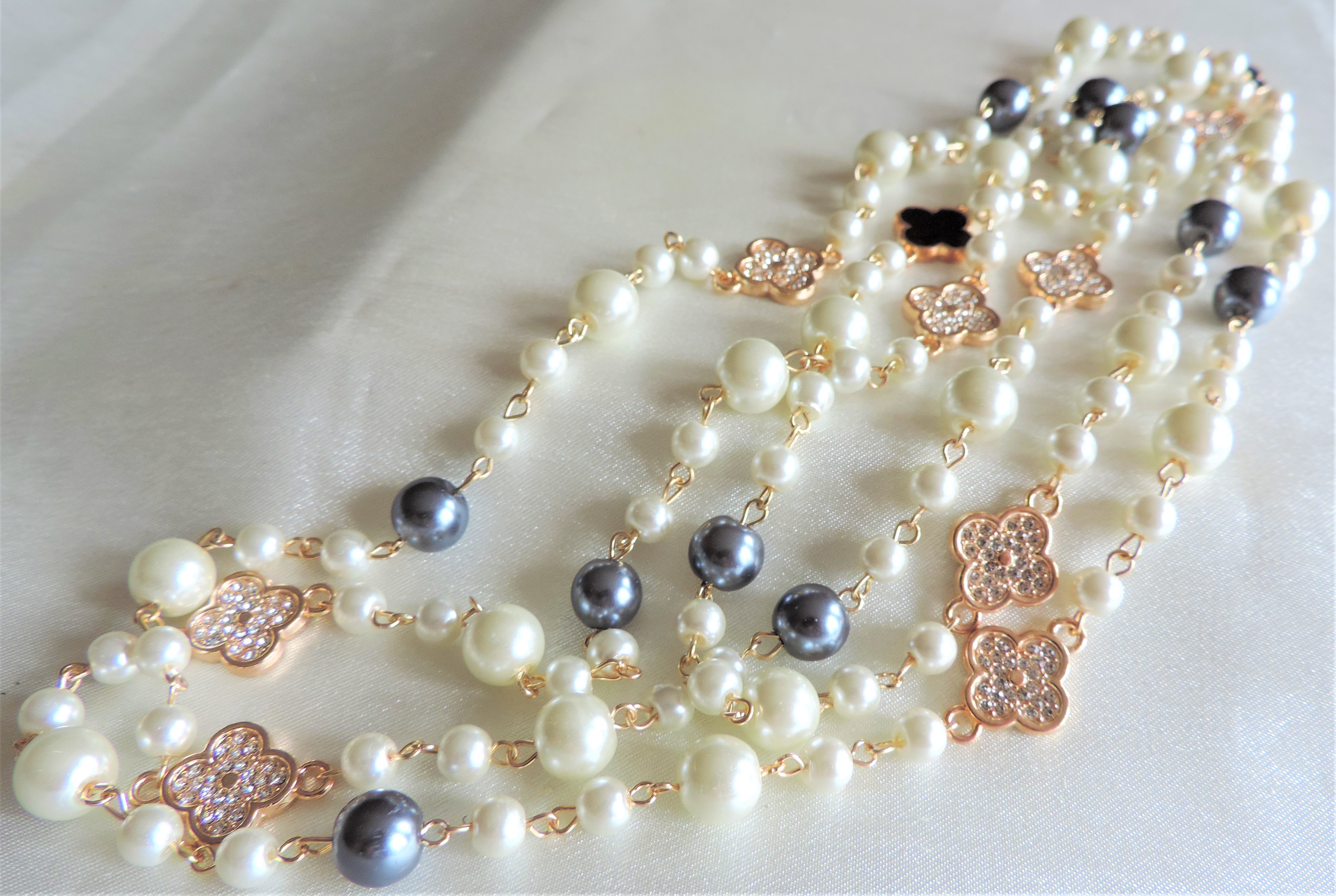 60 inch Pearl Enamel & Crystal Necklace - Image 4 of 5