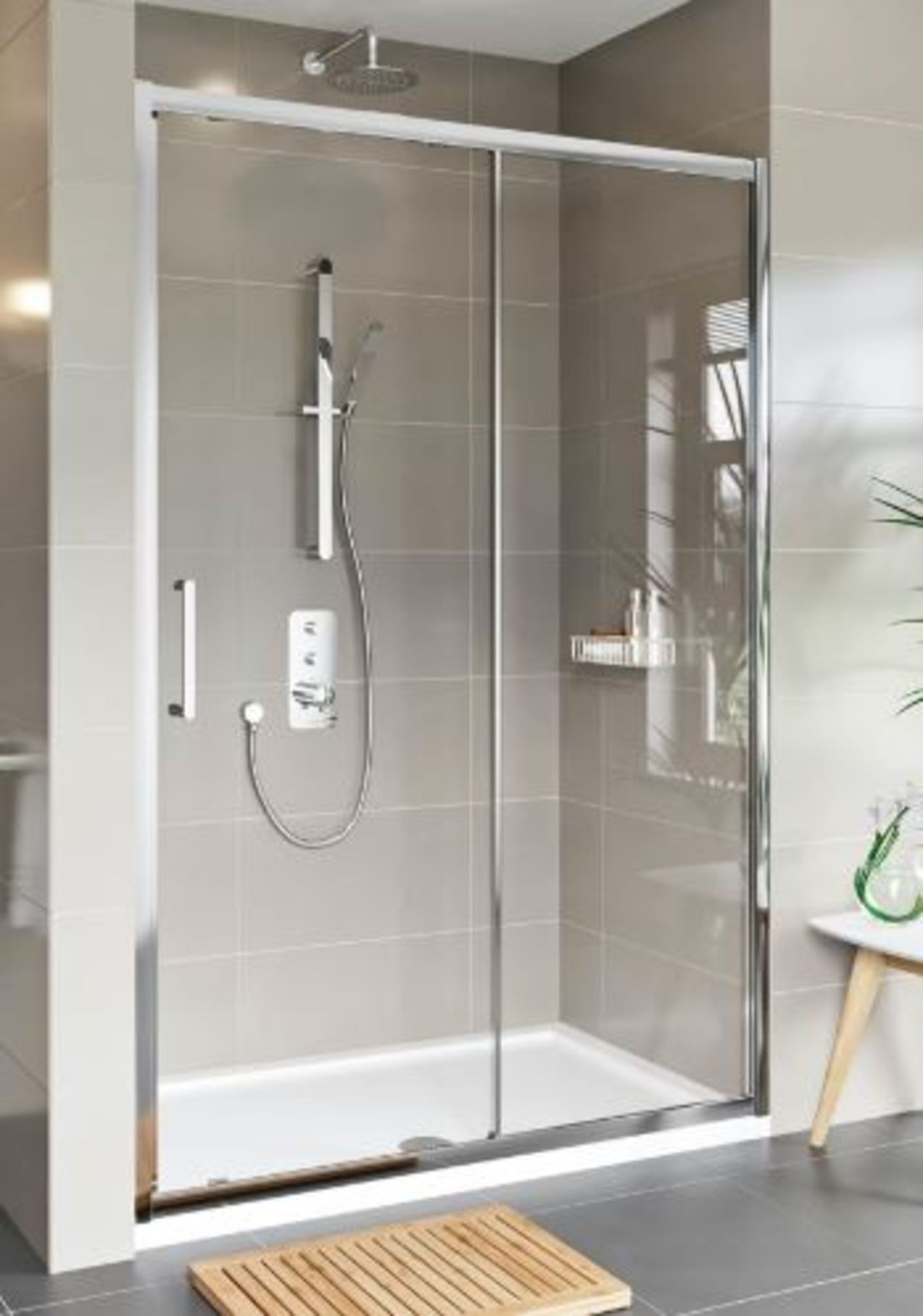 RRP £355. Mode Meier 1400 x 1950mm. 8mm framed sliding shower door. Appears New, Unused & No Damage