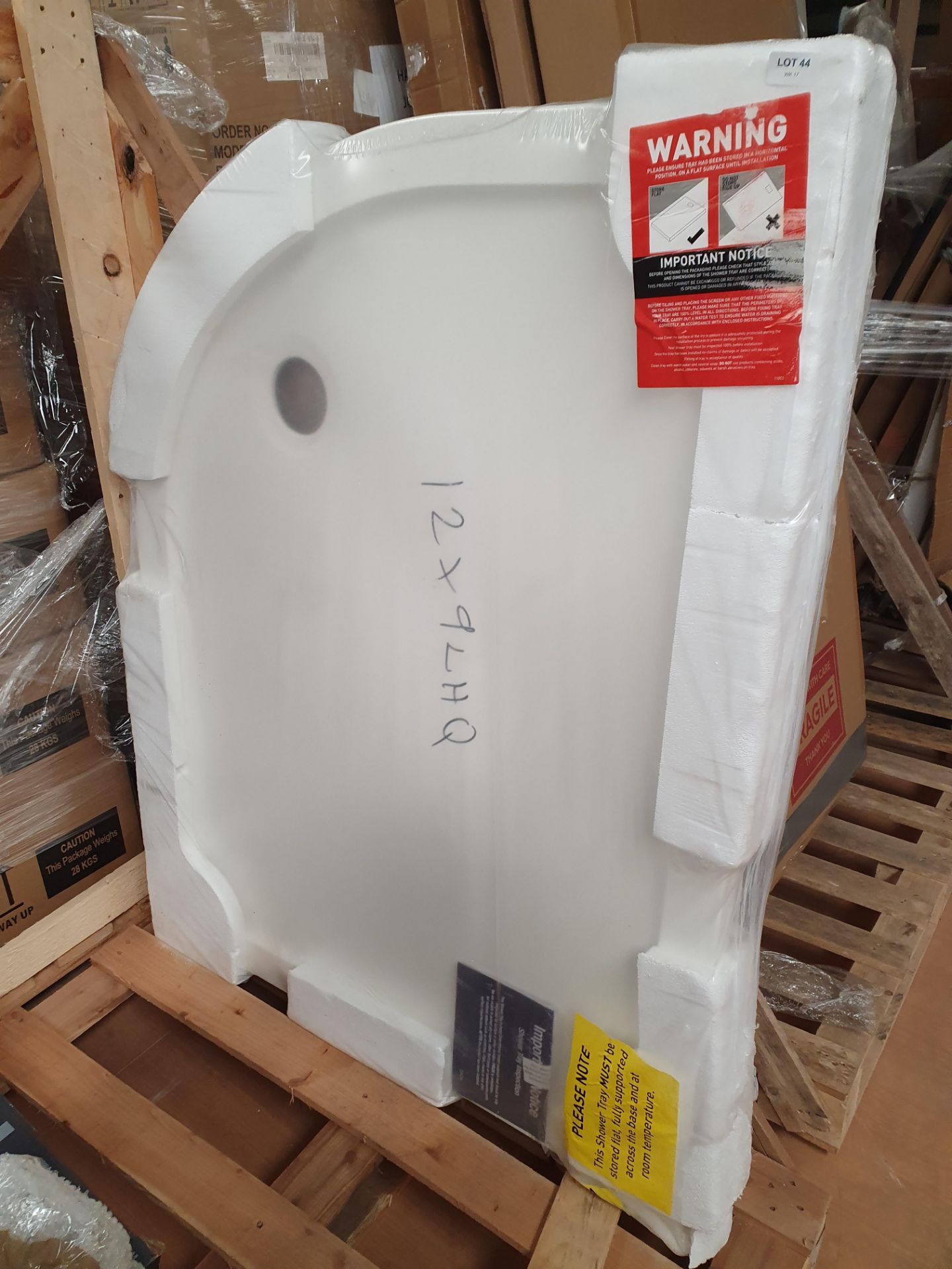 1200 x 900mm LH Quadrant Stone Shower Tray. Appears Brand New. - Image 2 of 2