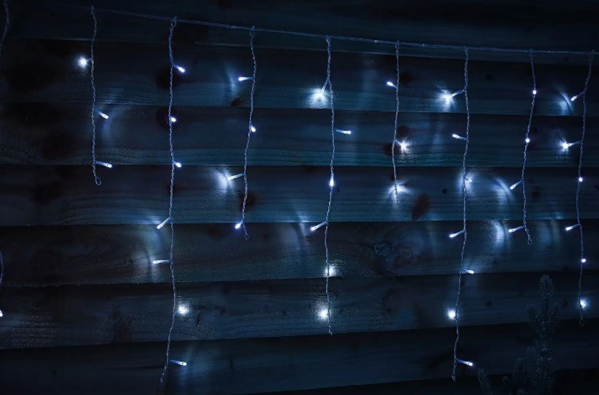 (11C) Lot RRP £540. 9x Items. 6x 960 Timer LED Icicle Lights Bright White RRP £65 Each. 3x 720 Time - Image 2 of 3