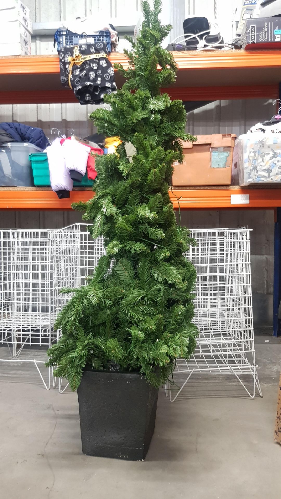 (11B) RRP £250.00. 2x Christmas Tree Items. 1x 7ft Pembroke Spruce Premium Tree Pre Lit. 1x 6ft (Ap - Image 5 of 5