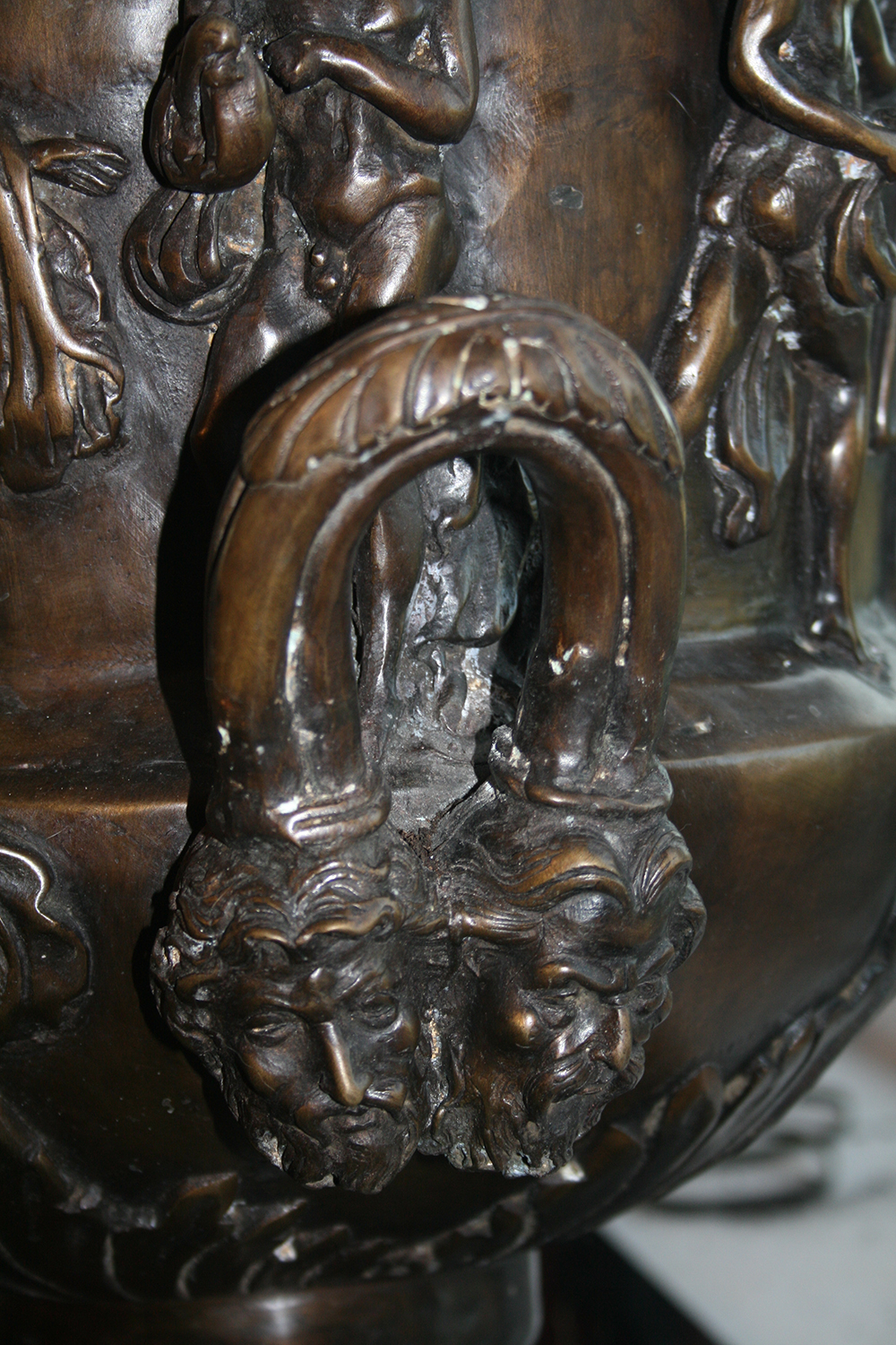 Very Heavy Classical Style Bronze Urn - Image 5 of 7