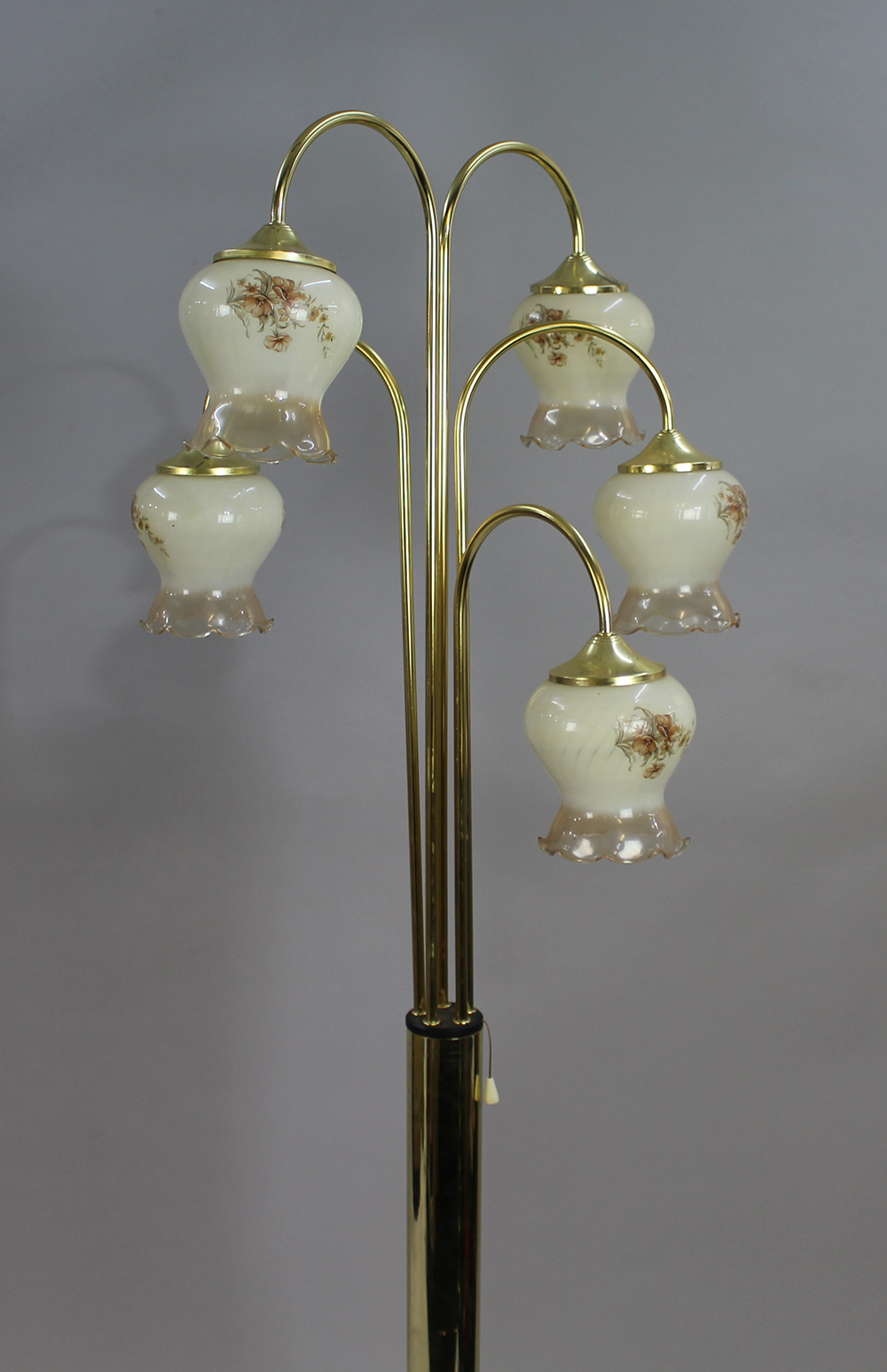 Brass Standard Lamp With Vintage Glass Shades - Image 2 of 4