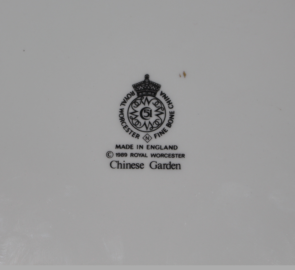 Royal Worcester Chinese Garden Cake Plate - Image 3 of 3