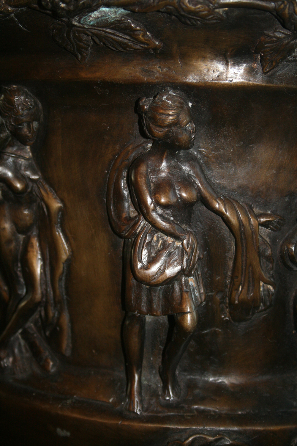 Very Heavy Classical Style Bronze Urn - Image 6 of 7