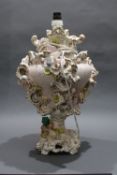 Highly Decorative Italian Capodimonte Table Lamp