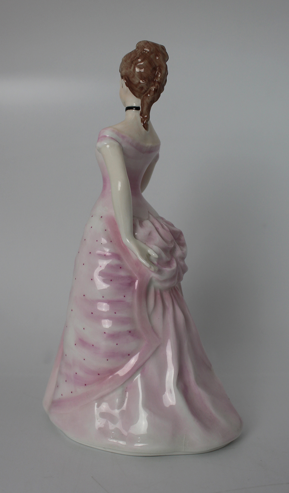 Coalport Figurine Ladies of Fashion Victoria - Image 3 of 4