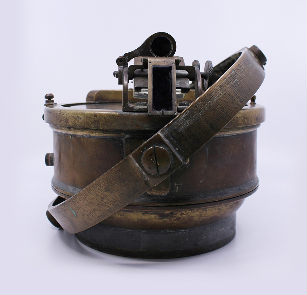 Early 20th c. Bronze Gimballed Compass by F.Smith & Sons - Image 8 of 11