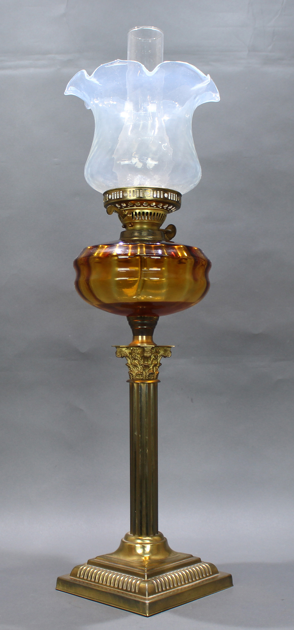 Victorian Brass Oil Lamp with Amber Font & Vaseline Glass Shade - Image 2 of 6