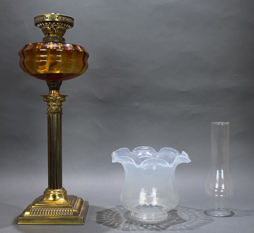 Victorian Brass Oil Lamp with Amber Font & Vaseline Glass Shade - Image 6 of 6