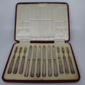 Cased 6 Place Solid Silver Dessert Service Sheffield 1914