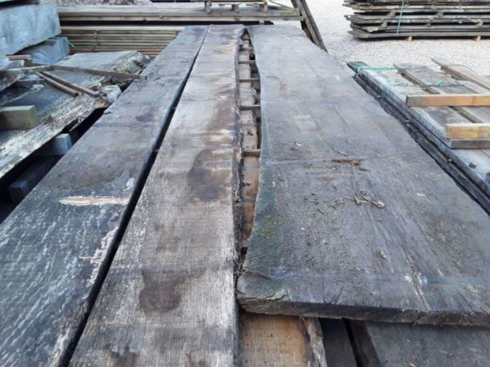 13 x Hardwood Timber Sawn Air Dried English Oak Waney Edge / Live Edge Boards / Slabs / Planks - Image 4 of 7