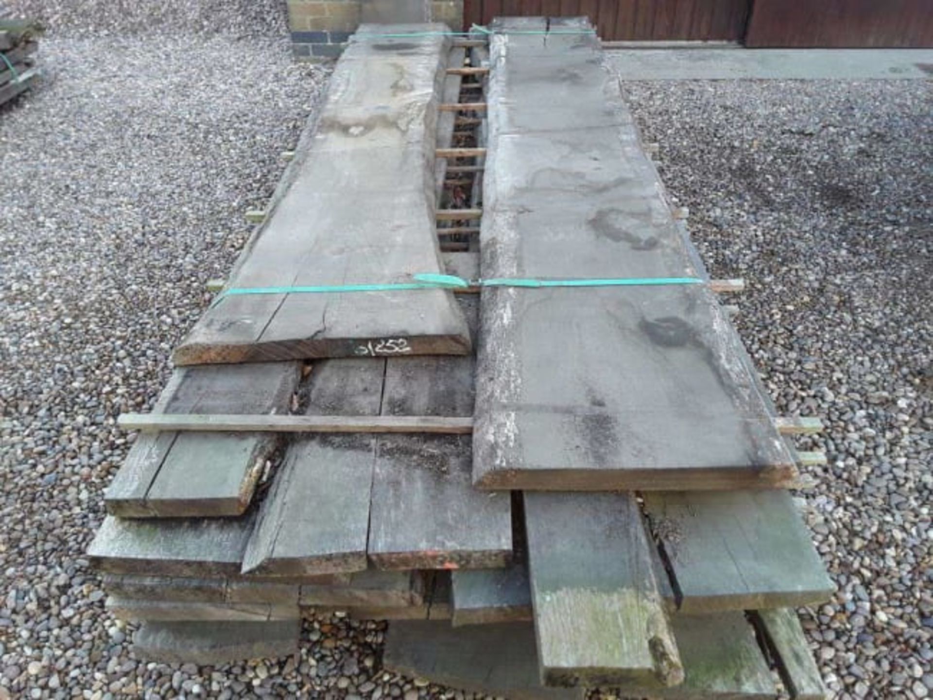 19 x Hardwood Timber Air Dried Sawn Waney Edge/ Live Edge English Oak Slabs/ Boards - Image 7 of 8