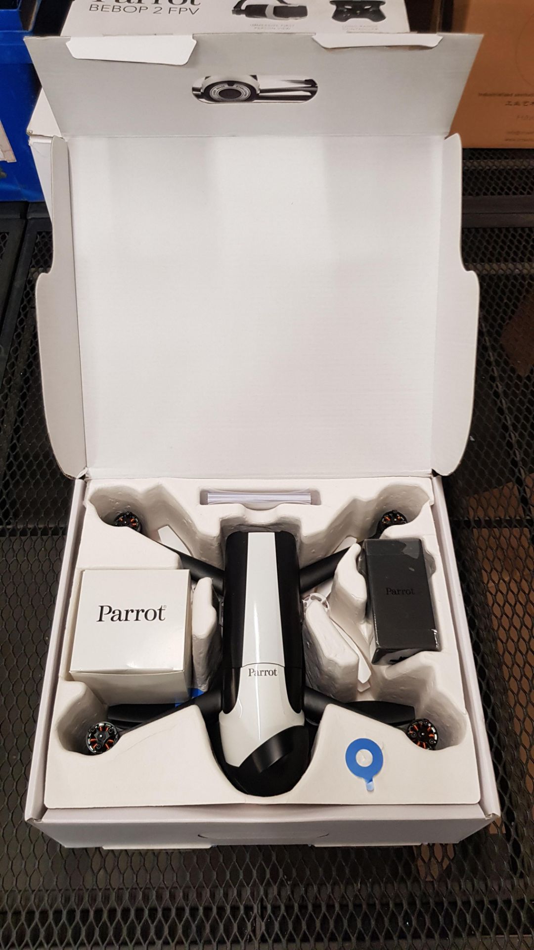 (R8) RRP £599.99. Parrot Bebop 2 FPV Compact HD Video Drone. 25 Mins Flying Time. 3-Axis Stabilizat - Image 13 of 14