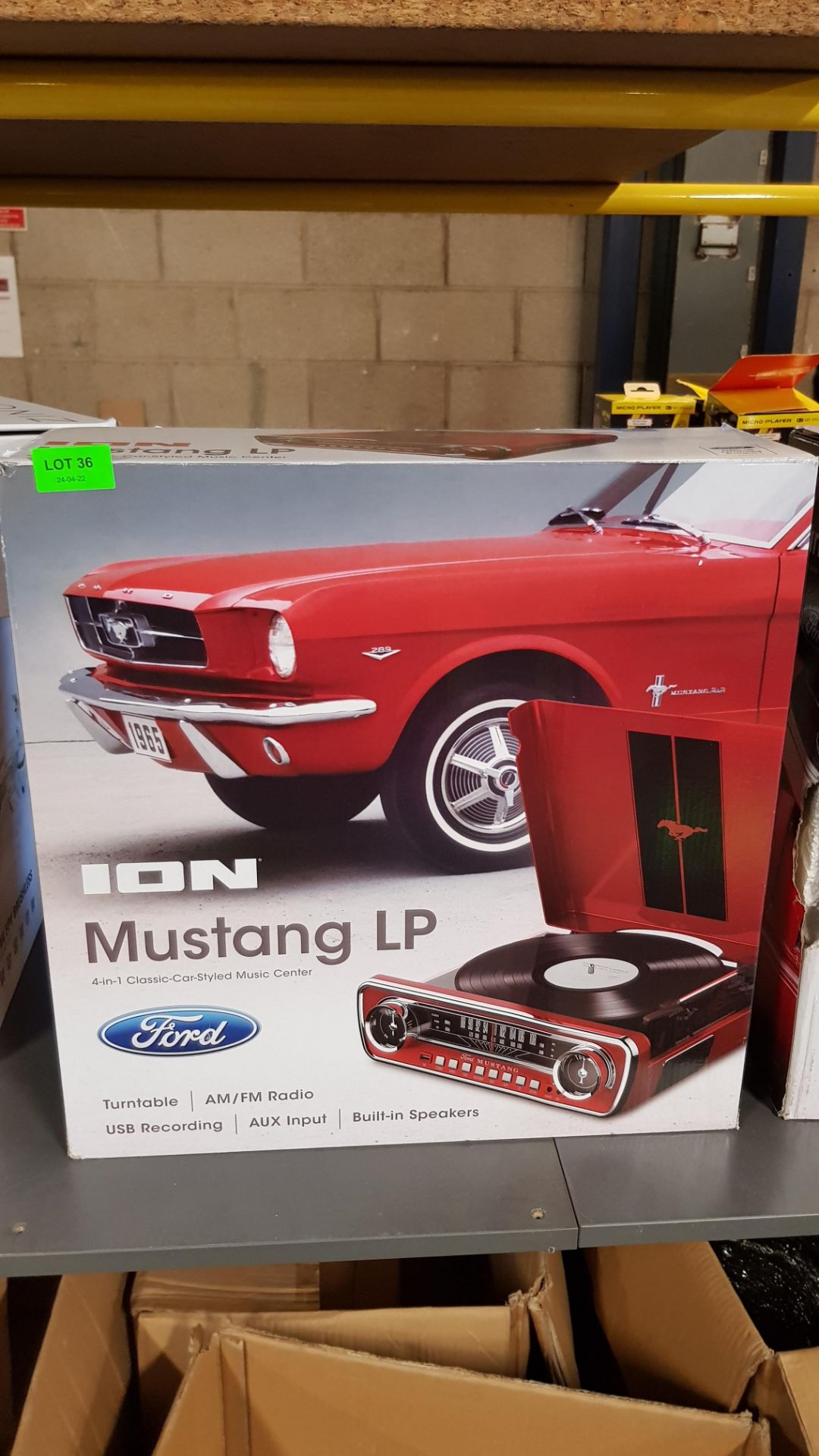 (8B) RRP £99.99. ION Ford Mustang LP. 4 in 1 Classic Car Styled Music Center. - Image 7 of 7