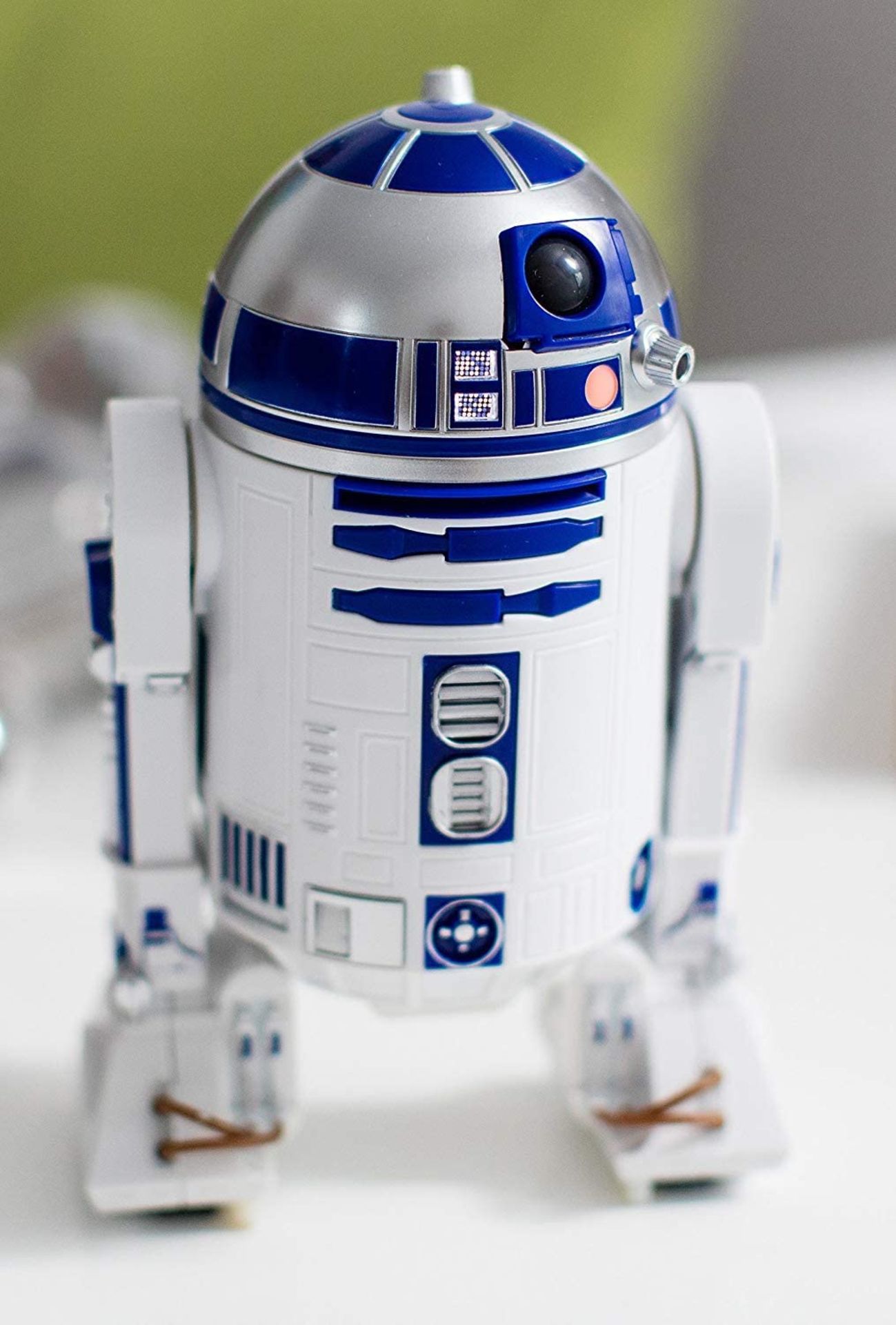 (R8) RRP £199. Sphero Star Wars R2-D2 App Enabled Droid. (Unit Has Return To Manufacturer Sticker). - Image 2 of 11