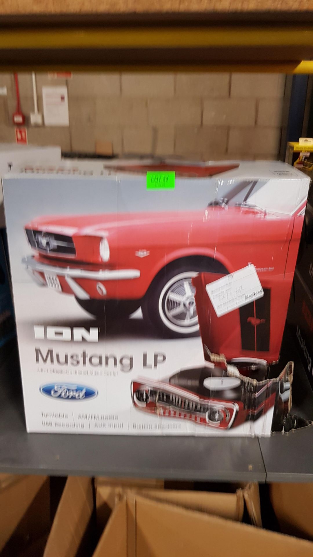 (8B) RRP £99.99. ION Ford Mustang LP. 4 in 1 Classic Car Styled Music Center. (Unit Has Return To M - Image 7 of 7