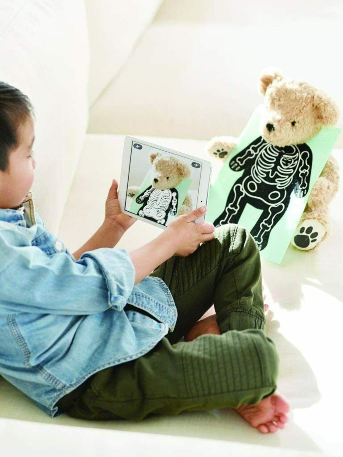 2 x Homer Parker: Your Augmented Reality Bear Learning Kit For Kids Ages 3+ RRP: $50 - Image 2 of 4