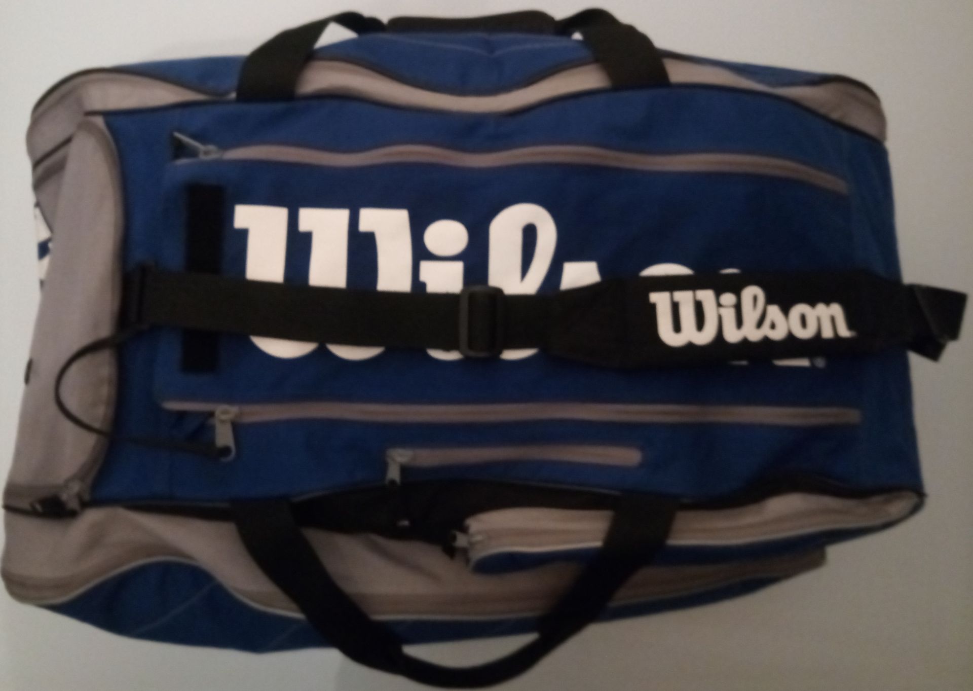 Wilson Team Tennis Bag and 2 x Dunlop I-Zone 5 Tennis Rackets - Image 2 of 9