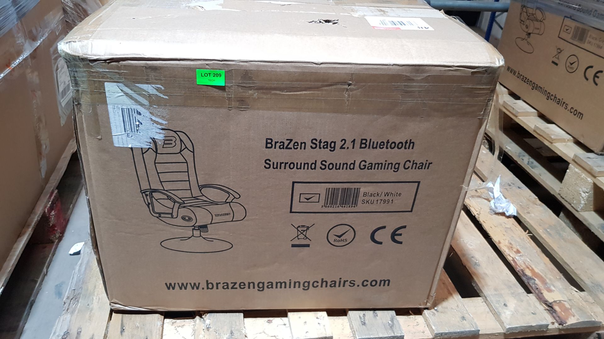 RRP £149. Brazen Stag 2.1 Bluetooth Surround Sound Gaming Chair (Black / White). The BraZen Stag 2. - Image 2 of 3