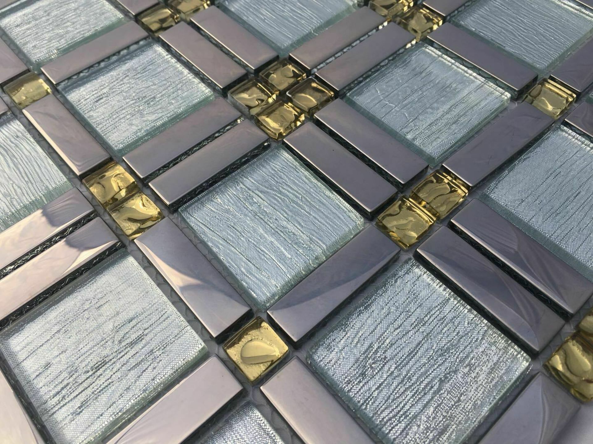 2 Square Metres - High Quality Glass/Stainless Steel Mosaic Tiles - Image 2 of 2