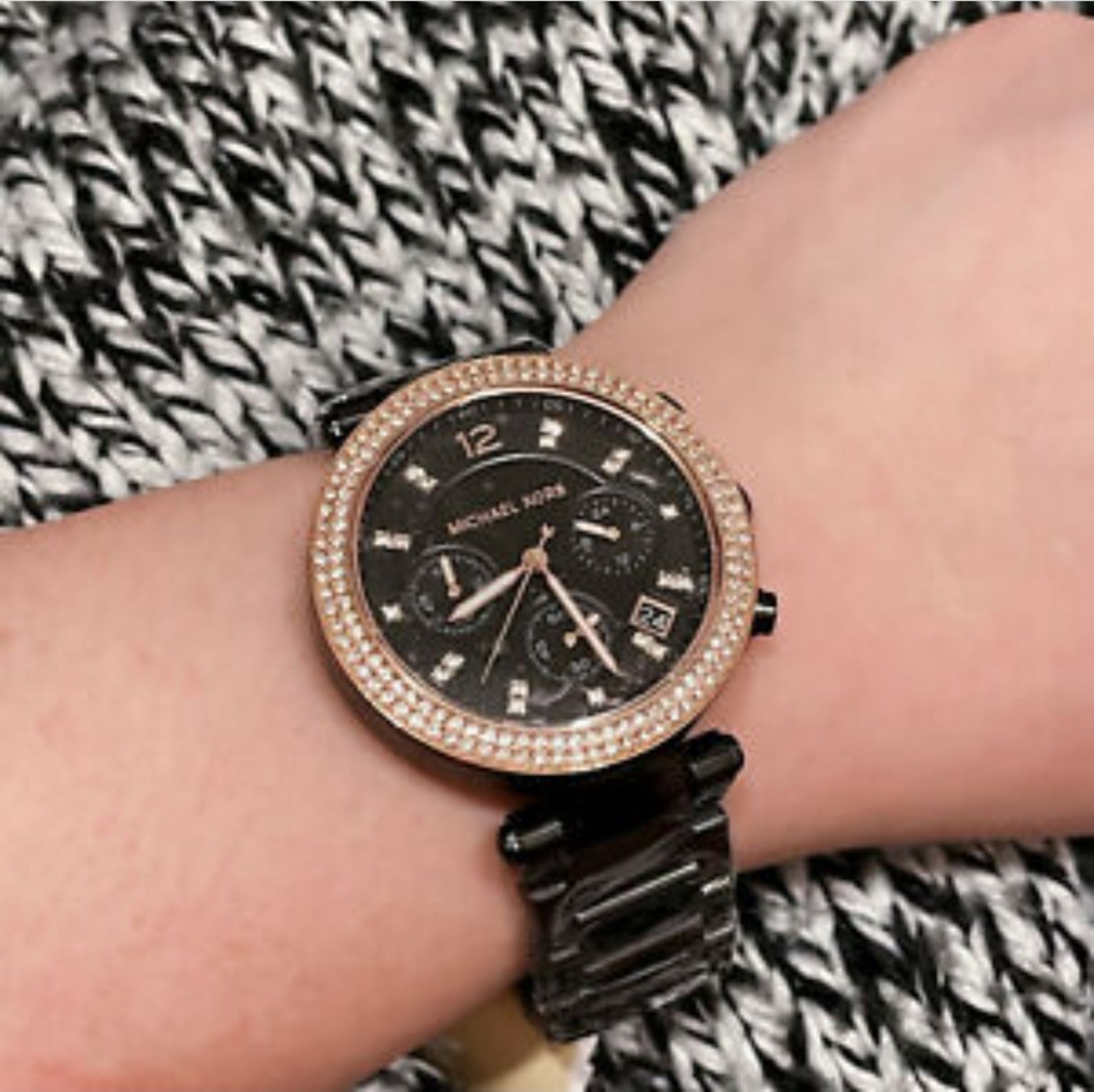 Michael Kors MK5885 Ladies Parker Chronograph Watch - Image 3 of 5