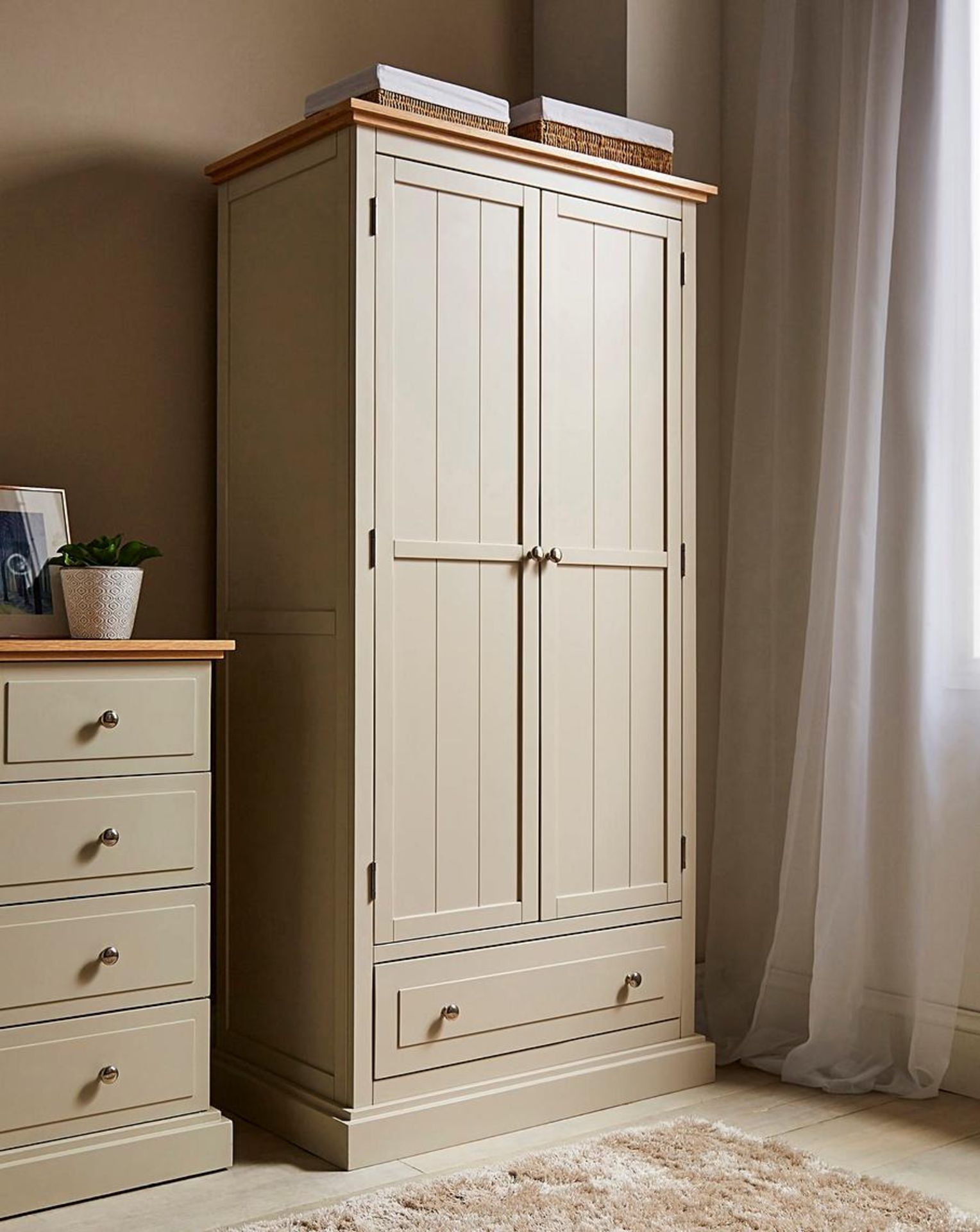 RRP £499. Charlbury 2 Door 1 Drawer Wardrobe Oak / Skimming Stone (SKU: XK114NS). H.183 x W.90 x D. - Image 2 of 4