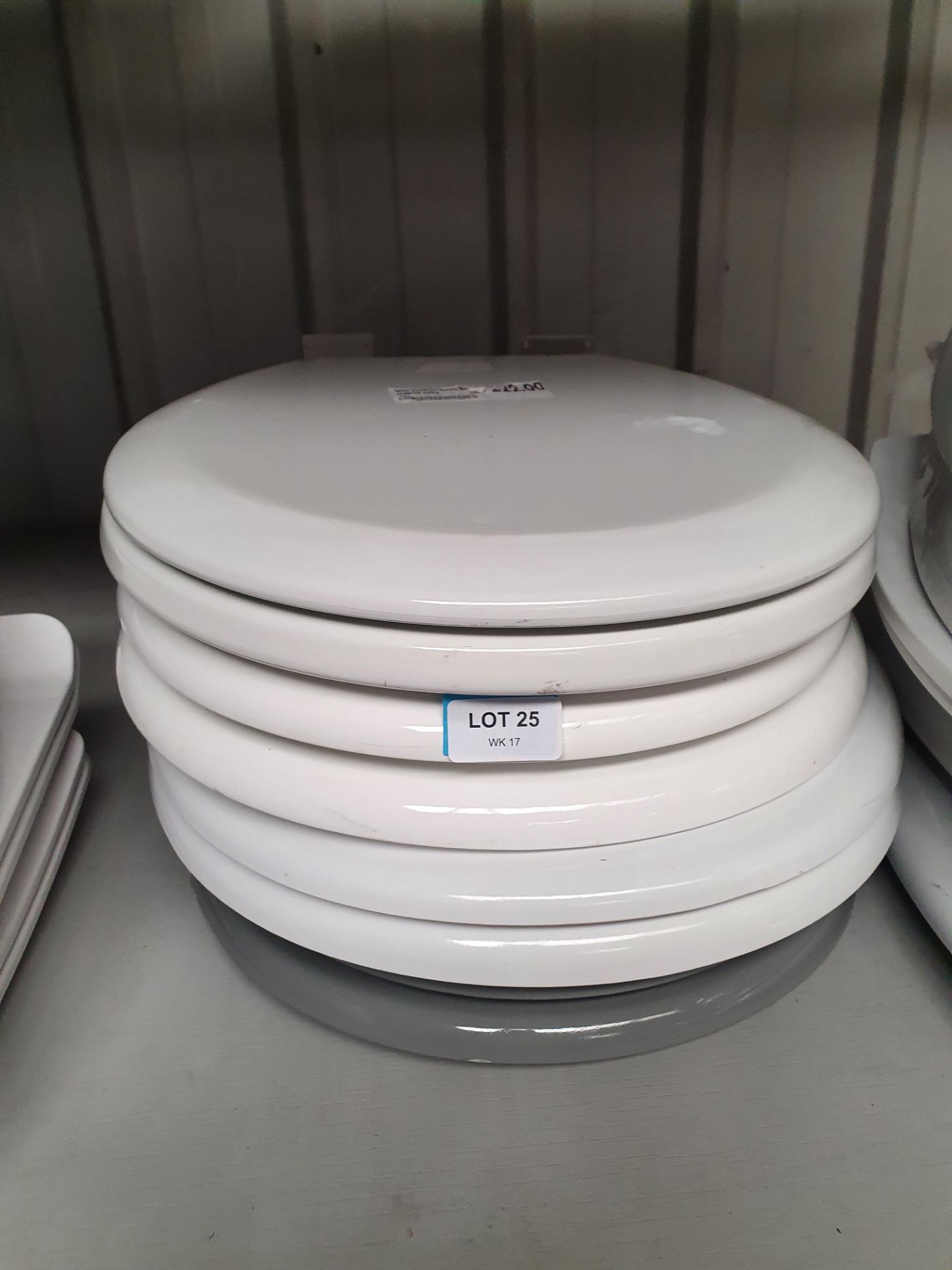 4 x Toilet Seats (Appear Ex-Display)