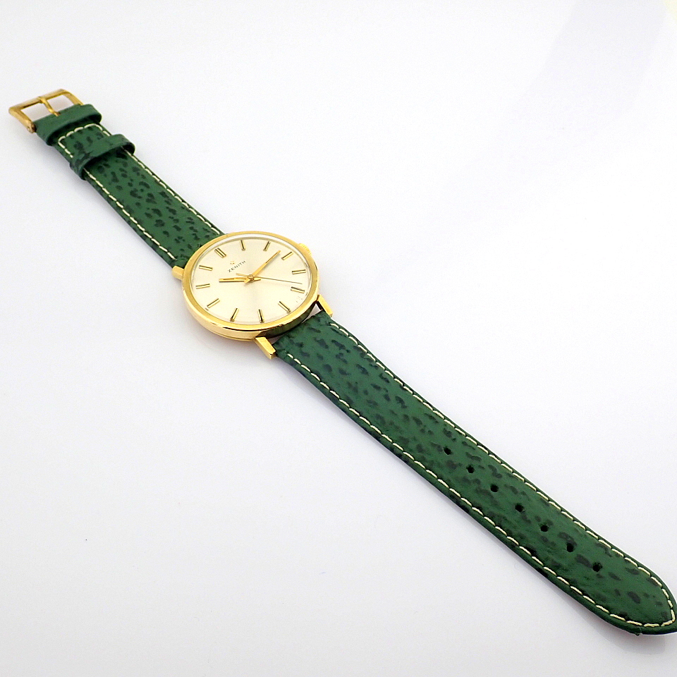 Zenith / 1970 Vintage 18K Yellow Gold - Gentlmen's 18K Yellow Gold Wrist Watch - Image 11 of 11