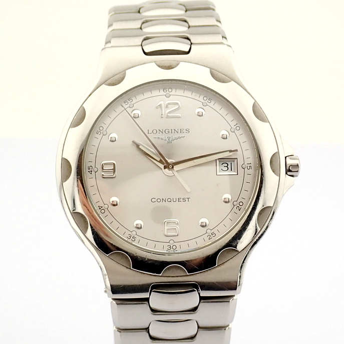 Longines / Conquest L16344 - Gentlmen's Steel Wrist Watch