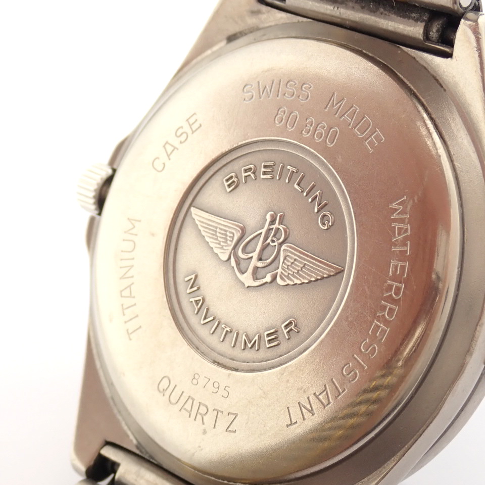 Breitling / Navitimer 80360 - Gentlmen's Titanium Wrist Watch - Image 8 of 16