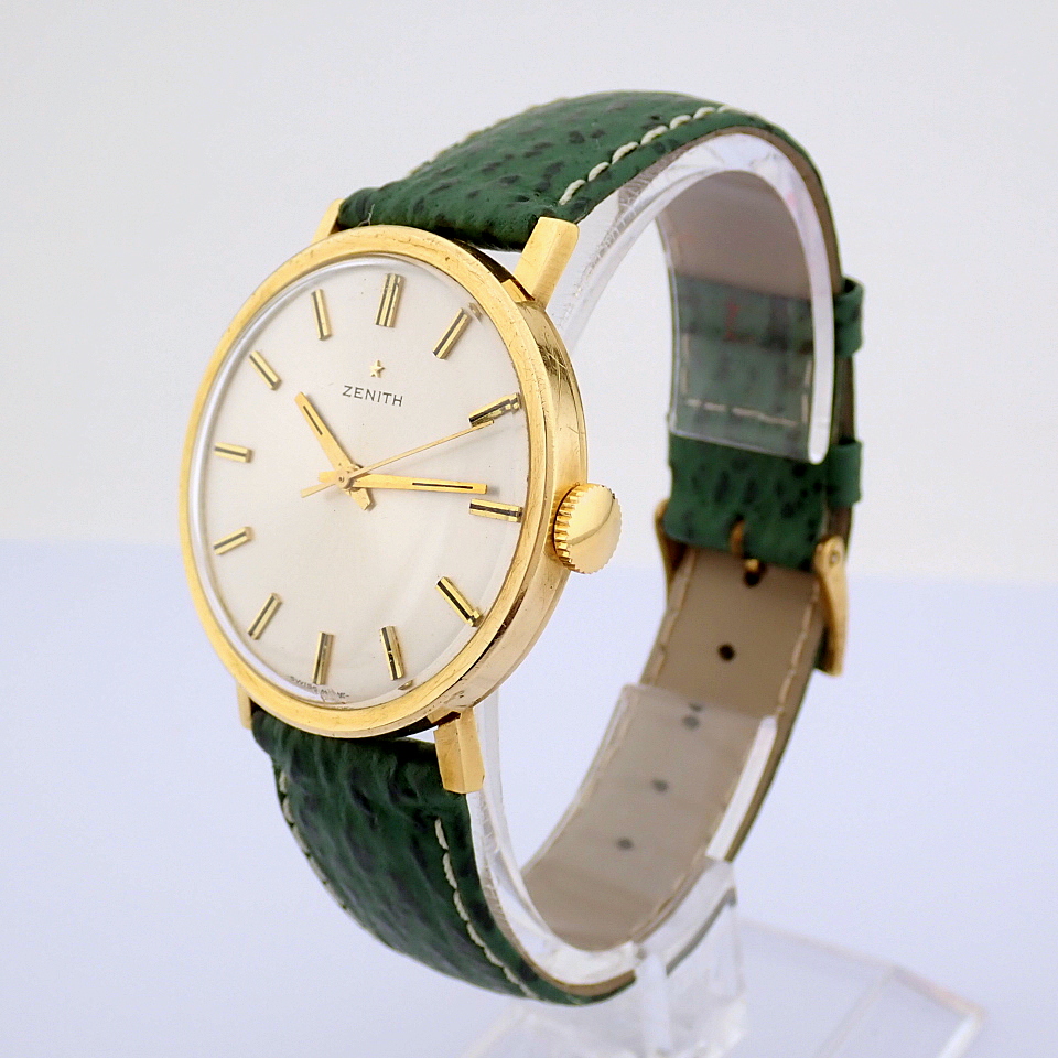 Zenith / 1970 Vintage 18K Yellow Gold - Gentlmen's 18K Yellow Gold Wrist Watch - Image 6 of 11