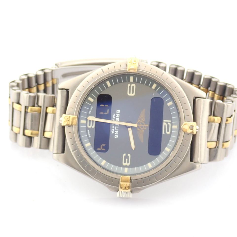 Breitling / Navitimer 80360 - Gentlmen's Titanium Wrist Watch - Image 13 of 16