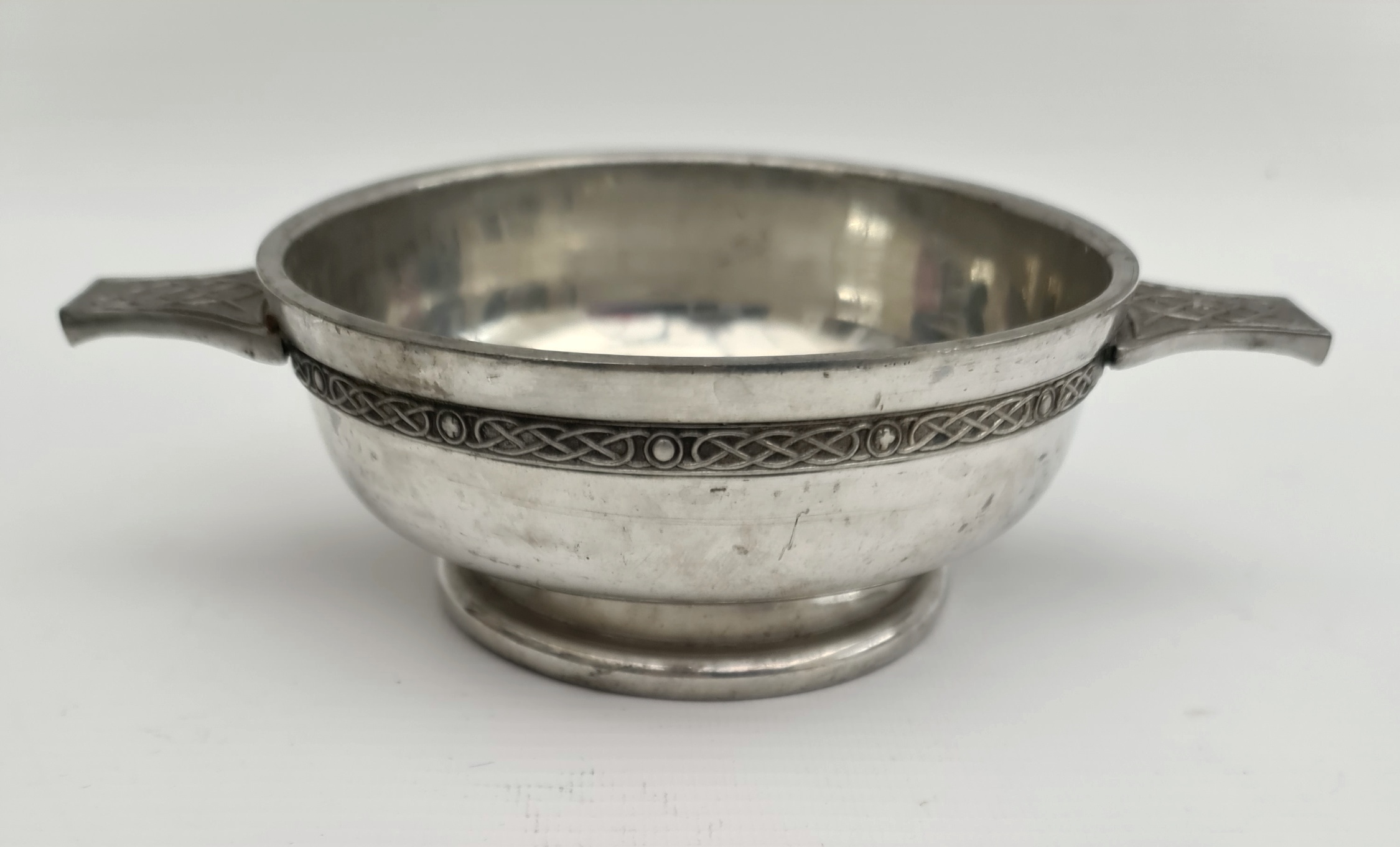 20th Century Scottish Style Quaich Pewter Celtic Decoration - Image 2 of 3