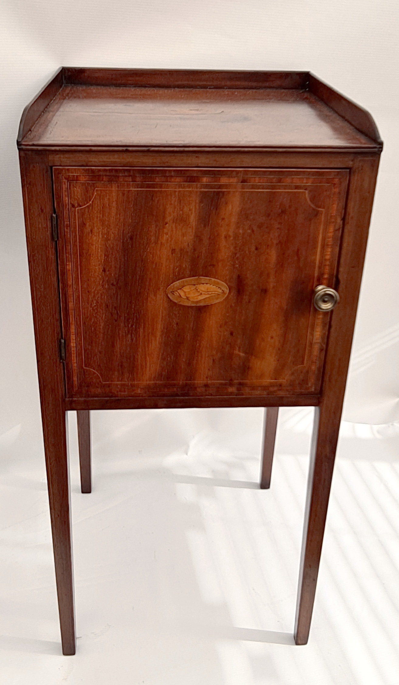 Edwardian Bedside Pot Cupboard Shell Design Inlaid Veneer & Stringing with solid gallery top