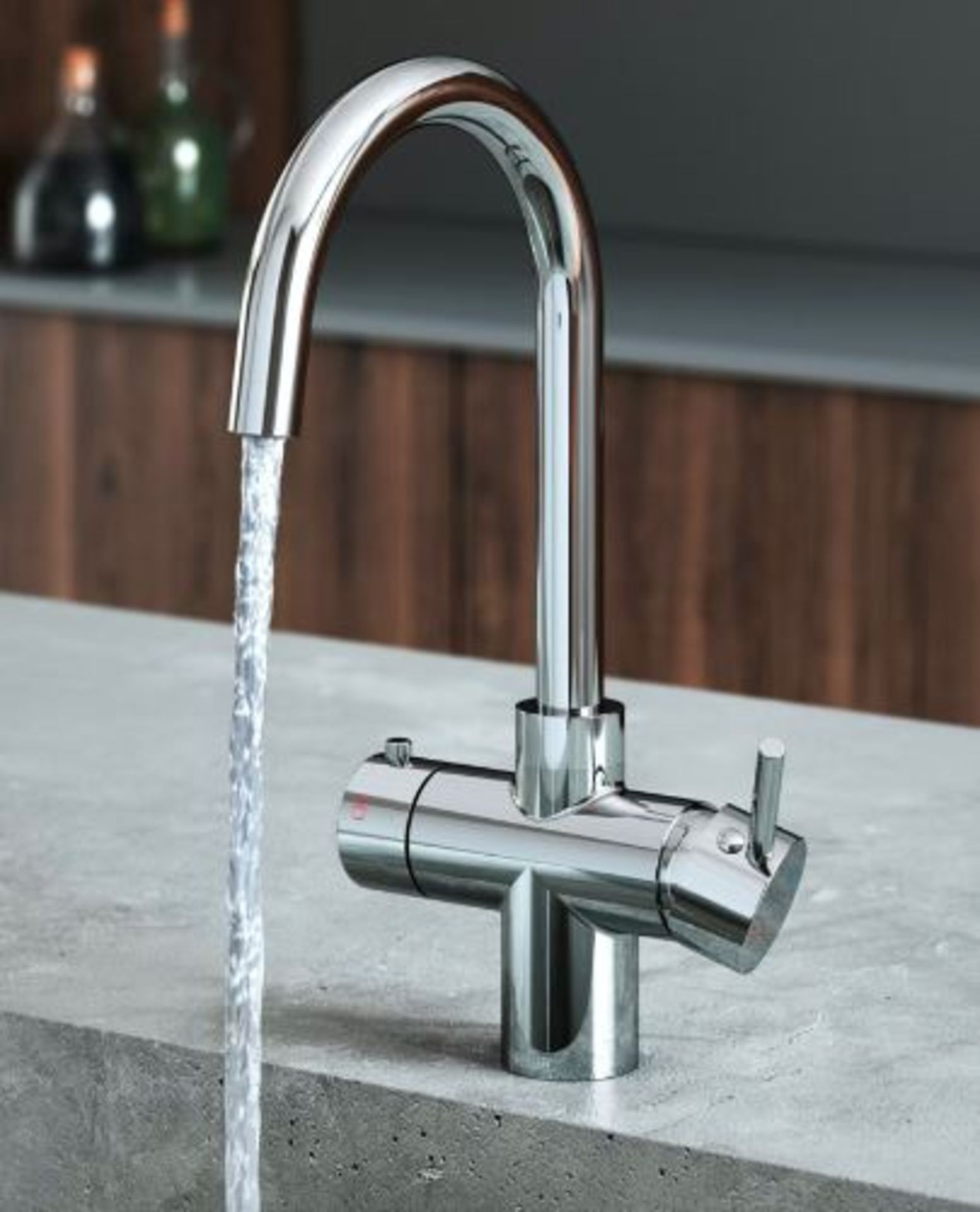 RRP £915. Appears Unused. Gallery Rapid 3 in 1 boiling water tap. Product description Everything yo - Image 4 of 8