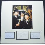 ON THE BUSES Original signatures