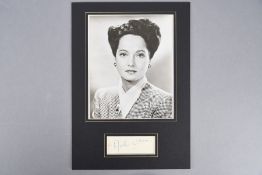 MERLE OBERON Original signature