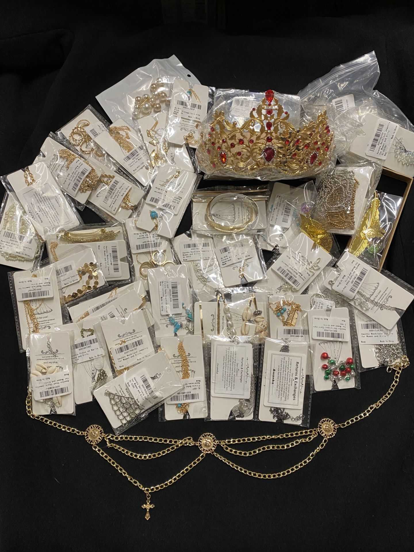 50 Assorted Pieces of Costume Jewellery